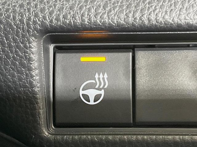 プリウス Z パノラマルーフ 純正12型ナビ 全周囲カメラ 衝突軽減装置 パワーバックドア LEDヘッド レーダークルーズ 純正19インチアルミ 前席シートエアコン 100V電源 ステアリングヒーター 禁煙車(32枚目)