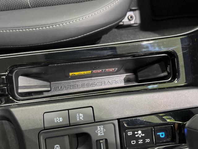 プリウス Z パノラマルーフ 純正12型ナビ 全周囲カメラ 衝突軽減装置 パワーバックドア LEDヘッド レーダークルーズ 純正19インチアルミ 前席シートエアコン 100V電源 ステアリングヒーター 禁煙車(42枚目)