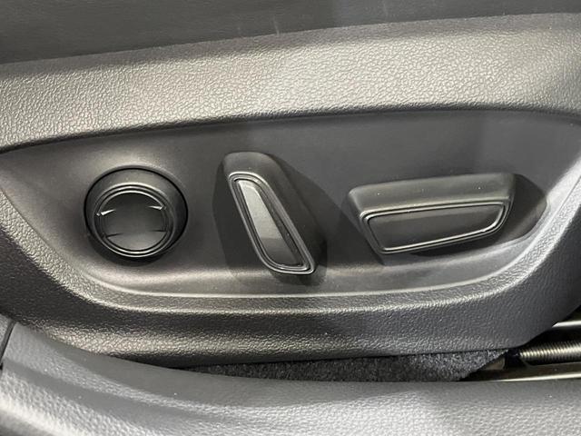 プリウス Z パノラマルーフ 純正12型ナビ 全周囲カメラ 衝突軽減装置 パワーバックドア LEDヘッド レーダークルーズ 純正19インチアルミ 前席シートエアコン 100V電源 ステアリングヒーター 禁煙車(45枚目)