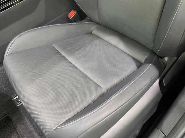 プリウス Z パノラマルーフ 純正12型ナビ 全周囲カメラ 衝突軽減装置 パワーバックドア LEDヘッド レーダークルーズ 純正19インチアルミ 前席シートエアコン 100V電源 ステアリングヒーター 禁煙車(50枚目)