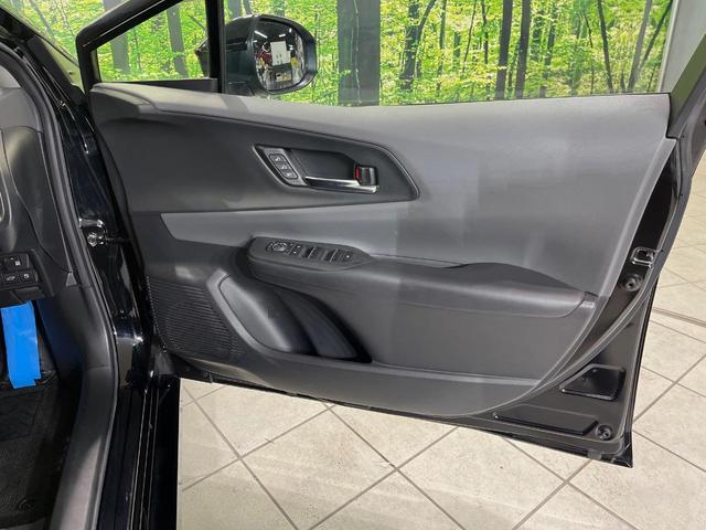 プリウス Z パノラマルーフ 純正12型ナビ 全周囲カメラ 衝突軽減装置 パワーバックドア LEDヘッド レーダークルーズ 純正19インチアルミ 前席シートエアコン 100V電源 ステアリングヒーター 禁煙車(53枚目)
