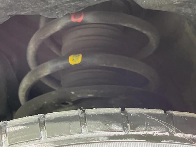 ハリアー Z レザーパッケージ 純正12型ナビ バックカメラ 衝突軽減装置 ドラレコ パワーバックドア ETC レーダークルーズ JBLサウンド LEDヘッド シートエアコン ステアリングヒーター 電動パーキング デュアルエアコン(20枚目)