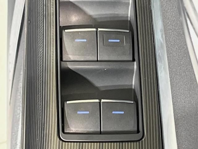 ハリアー Z レザーパッケージ 純正12型ナビ バックカメラ 衝突軽減装置 ドラレコ パワーバックドア ETC レーダークルーズ JBLサウンド LEDヘッド シートエアコン ステアリングヒーター 電動パーキング デュアルエアコン(39枚目)