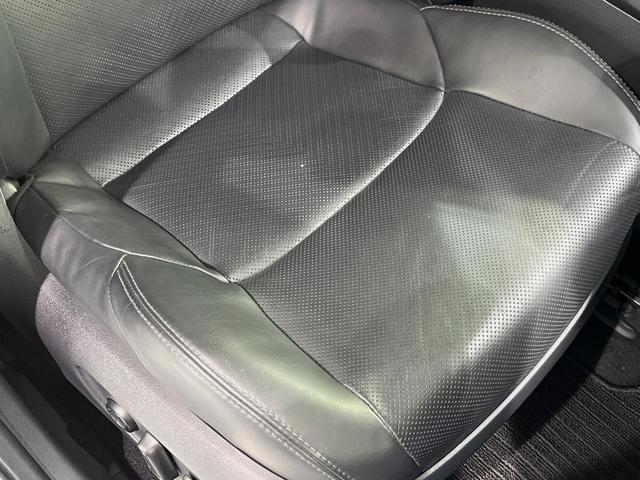 ハリアー Z レザーパッケージ 純正12型ナビ バックカメラ 衝突軽減装置 ドラレコ パワーバックドア ETC レーダークルーズ JBLサウンド LEDヘッド シートエアコン ステアリングヒーター 電動パーキング デュアルエアコン(50枚目)