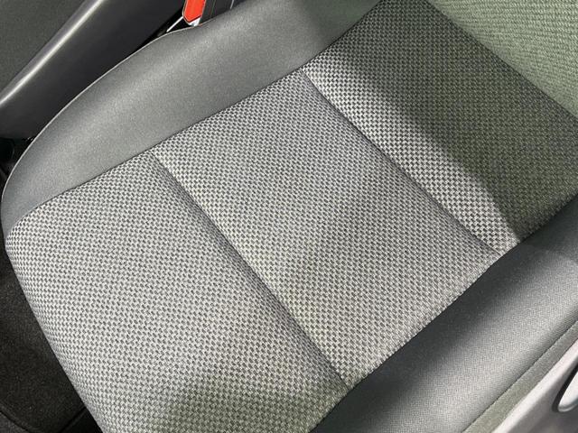 シエンタ ハイブリッドＧ　８型ディスプレイオーディオ　両側電動スライドドア　全周囲カメラ　１００Ｖ電源　衝突軽減装置　レーダークルーズ　禁煙車　コーナーセンサー　スマートキー　ＬＥＤヘッド　ＥＴＣ　オートマチックハイビーム（54枚目）