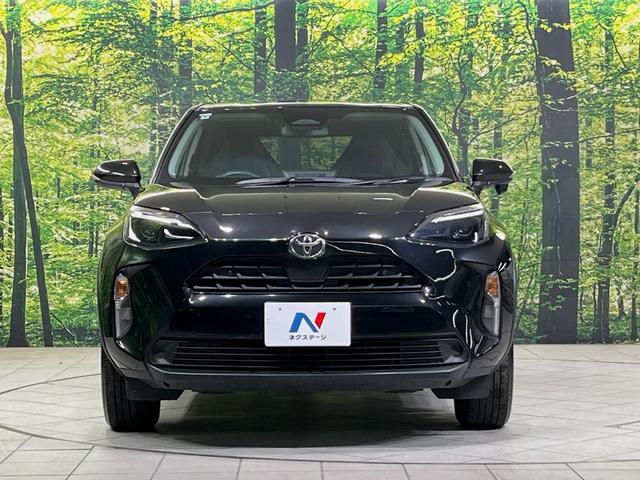 ヤリスクロス Ｘ　純正８型ディスプレイオーディオ　バックカメラ　衝突軽減装置　ＥＴＣ　スマートキー　レーダークルーズ　ステアリングスイッチ　オートマチックハイビーム　車線逸脱警報　電動パーキングブレーキ　禁煙車（14枚目）