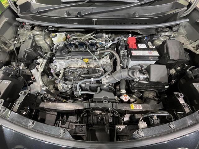 ヤリスクロス Ｘ　純正８型ディスプレイオーディオ　バックカメラ　衝突軽減装置　ＥＴＣ　スマートキー　レーダークルーズ　ステアリングスイッチ　オートマチックハイビーム　車線逸脱警報　電動パーキングブレーキ　禁煙車（18枚目）