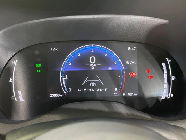 ヤリスクロス Ｘ　純正８型ディスプレイオーディオ　バックカメラ　衝突軽減装置　ＥＴＣ　スマートキー　レーダークルーズ　ステアリングスイッチ　オートマチックハイビーム　車線逸脱警報　電動パーキングブレーキ　禁煙車（25枚目）