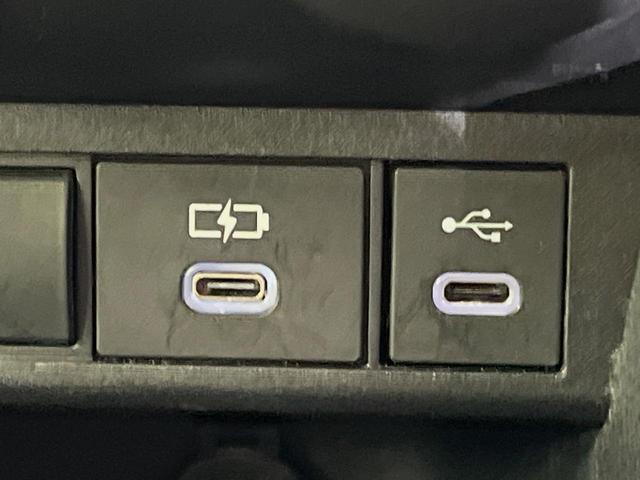 ヤリスクロス Ｘ　純正８型ディスプレイオーディオ　バックカメラ　衝突軽減装置　ＥＴＣ　スマートキー　レーダークルーズ　ステアリングスイッチ　オートマチックハイビーム　車線逸脱警報　電動パーキングブレーキ　禁煙車（34枚目）