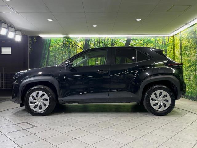 ヤリスクロス Ｘ　純正８型ディスプレイオーディオ　バックカメラ　衝突軽減装置　ＥＴＣ　スマートキー　レーダークルーズ　ステアリングスイッチ　オートマチックハイビーム　車線逸脱警報　電動パーキングブレーキ　禁煙車（47枚目）