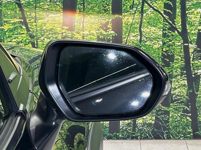 ヤリスクロス Ｘ　純正８型ディスプレイオーディオ　バックカメラ　衝突軽減装置　ＥＴＣ　スマートキー　レーダークルーズ　ステアリングスイッチ　オートマチックハイビーム　車線逸脱警報　電動パーキングブレーキ　禁煙車（51枚目）