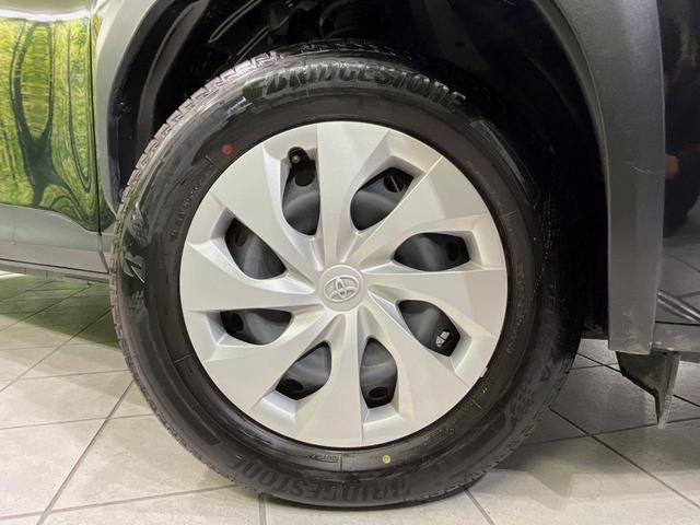 ヤリスクロス Ｘ　純正８型ディスプレイオーディオ　バックカメラ　衝突軽減装置　ＥＴＣ　スマートキー　レーダークルーズ　ステアリングスイッチ　オートマチックハイビーム　車線逸脱警報　電動パーキングブレーキ　禁煙車（53枚目）