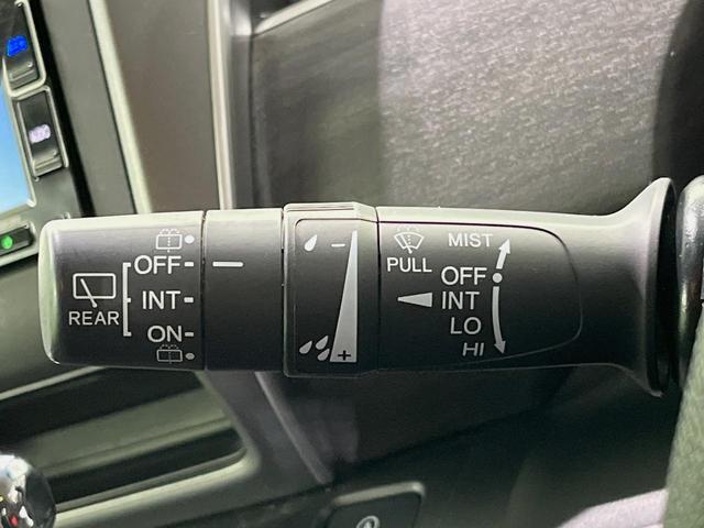 フリード Ｇ・ホンダセンシング　純正ナビ　バックカメラ　衝突言軽減装置　両側電動スライドドア　レーダークルーズ　禁煙車　ＬＥＤヘッド　革巻きステアリング　純正１５インチアルミ　シートヒーター　ＥＴＣ　スマートキー　車線逸脱警報（29枚目）