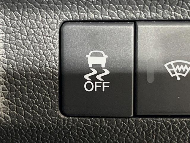 フリード Ｇ・ホンダセンシング　純正ナビ　バックカメラ　衝突言軽減装置　両側電動スライドドア　レーダークルーズ　禁煙車　ＬＥＤヘッド　革巻きステアリング　純正１５インチアルミ　シートヒーター　ＥＴＣ　スマートキー　車線逸脱警報（33枚目）