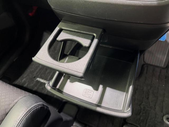 フリード Ｇ・ホンダセンシング　純正ナビ　バックカメラ　衝突言軽減装置　両側電動スライドドア　レーダークルーズ　禁煙車　ＬＥＤヘッド　革巻きステアリング　純正１５インチアルミ　シートヒーター　ＥＴＣ　スマートキー　車線逸脱警報（42枚目）