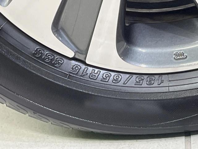 フリード Ｇ・ホンダセンシング　純正ナビ　バックカメラ　衝突言軽減装置　両側電動スライドドア　レーダークルーズ　禁煙車　ＬＥＤヘッド　革巻きステアリング　純正１５インチアルミ　シートヒーター　ＥＴＣ　スマートキー　車線逸脱警報（59枚目）