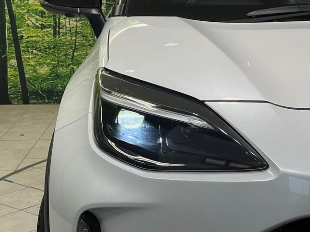 ヤリスクロス Ｚ　純正８型ナビ　全周囲カメラ　レーダークルーズ　衝突軽減装置　ブラインドスポットモニター　ＥＴＣ　ＬＥＤヘッド　純正１８インチアルミ　革巻きステアリング　ドラレコ　ステアリングスイッチ（12枚目）