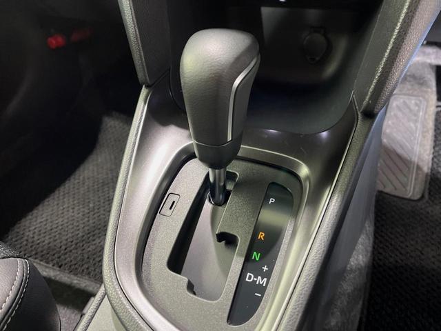 ヤリスクロス Ｚ　純正８型ナビ　全周囲カメラ　レーダークルーズ　衝突軽減装置　ブラインドスポットモニター　ＥＴＣ　ＬＥＤヘッド　純正１８インチアルミ　革巻きステアリング　ドラレコ　ステアリングスイッチ（21枚目）