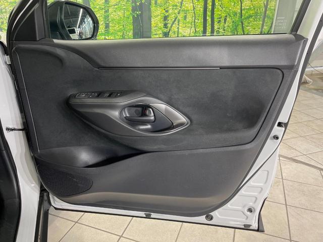 ヤリスクロス Ｚ　純正８型ナビ　全周囲カメラ　レーダークルーズ　衝突軽減装置　ブラインドスポットモニター　ＥＴＣ　ＬＥＤヘッド　純正１８インチアルミ　革巻きステアリング　ドラレコ　ステアリングスイッチ（51枚目）