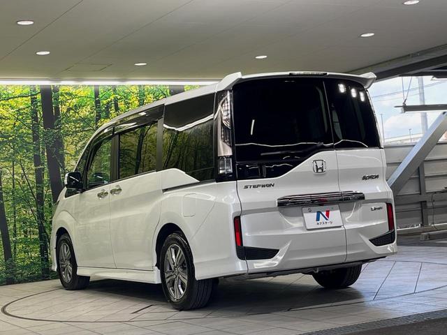 ステップワゴンスパーダ ｅ：ＨＥＶスパーダ　Ｇ　ホンダセンシング　メーカーナビ　後席モニター　全周囲カメラ　衝突軽減装置　レーダークルーズ　両側電動スライドドア　禁煙車　スマートキー　ＬＥＤヘッド　ＥＴＣ２．０　車線逸脱警報　デュアルオートエアコン（58枚目）