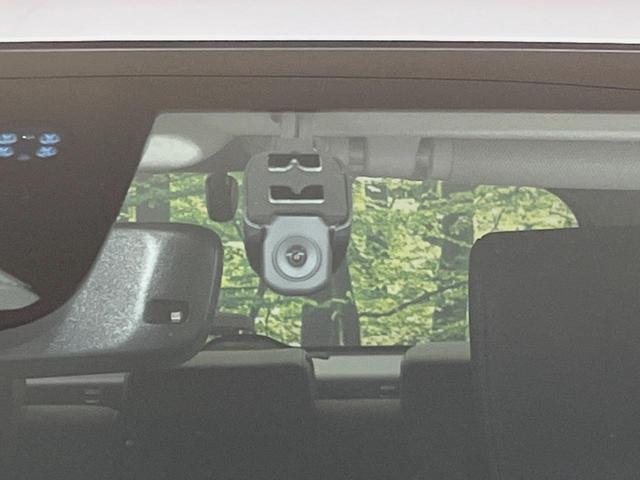 ヴェゼル ｅ：ＨＥＶ　Ｚ　メーカー９型ナビ　バックカメラ　衝突軽減装置　レーダークルーズ　禁煙車　パワーバックドア　シートヒーター　ハーフレザーシート　ドラレコ　コーナーセンサー　スマートキー　ＬＥＤヘッドライト　ＥＴＣ２．０（24枚目）