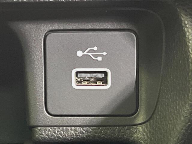 ヴェゼル ｅ：ＨＥＶ　Ｚ　メーカー９型ナビ　バックカメラ　衝突軽減装置　レーダークルーズ　禁煙車　パワーバックドア　シートヒーター　ハーフレザーシート　ドラレコ　コーナーセンサー　スマートキー　ＬＥＤヘッドライト　ＥＴＣ２．０（36枚目）