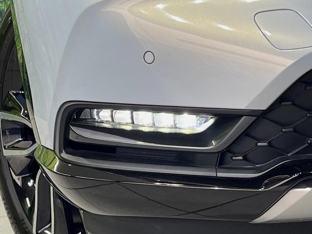 ヴェゼル ｅ：ＨＥＶ　Ｚ　メーカー９型ナビ　バックカメラ　衝突軽減装置　レーダークルーズ　禁煙車　パワーバックドア　シートヒーター　ハーフレザーシート　ドラレコ　コーナーセンサー　スマートキー　ＬＥＤヘッドライト　ＥＴＣ２．０（66枚目）