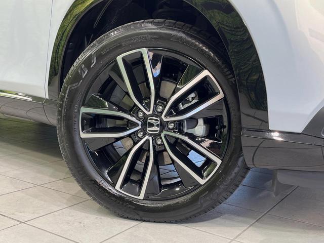 ヴェゼル ｅ：ＨＥＶ　Ｚ　メーカー９型ナビ　バックカメラ　衝突軽減装置　レーダークルーズ　禁煙車　パワーバックドア　シートヒーター　ハーフレザーシート　ドラレコ　コーナーセンサー　スマートキー　ＬＥＤヘッドライト　ＥＴＣ２．０（69枚目）