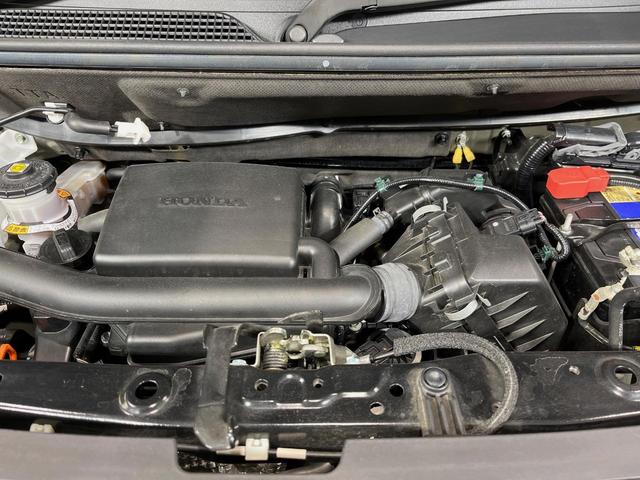 Ｎ－ＢＯＸ Ｇ　ＳＤナビ　バックカメラ　衝突軽減装置　レーダークルーズ　禁煙車　コーナーセンサー　スマートキー　ＬＥＤヘッドライト　オートマチックハイビーム　車線逸脱警報　電動パーキング　オートホールドブレーキ（18枚目）