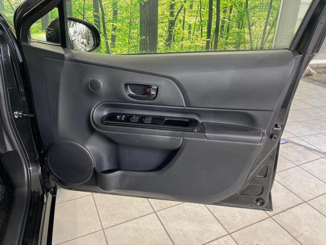 アクア Ｓスタイルブラック　純正ナビ　バックカメラ　衝突軽減装置　禁煙車　スマートキー　ＬＥＤヘッドライト　ＥＴＣ　オートマチックハイビーム　車線逸脱警報　オートライト　オートエアコン　モデリスタ製１４インチアルミホイール（41枚目）