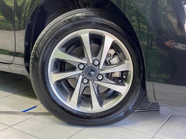 アクア Ｓスタイルブラック　純正ナビ　バックカメラ　衝突軽減装置　禁煙車　スマートキー　ＬＥＤヘッドライト　ＥＴＣ　オートマチックハイビーム　車線逸脱警報　オートライト　オートエアコン　モデリスタ製１４インチアルミホイール（54枚目）