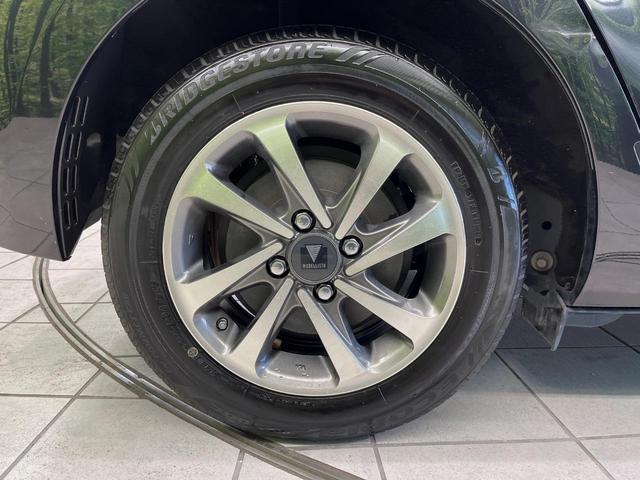 アクア Ｓスタイルブラック　純正ナビ　バックカメラ　衝突軽減装置　禁煙車　スマートキー　ＬＥＤヘッドライト　ＥＴＣ　オートマチックハイビーム　車線逸脱警報　オートライト　オートエアコン　モデリスタ製１４インチアルミホイール（55枚目）