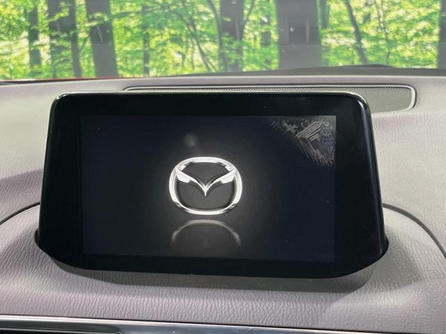 アクセラスポーツ １５Ｓ　プロアクティブ　マツダコネクトナビ　バックカメラ　衝突軽減装置　ヘッドアップディスプレイ　デジタルインナーミラー　ドラレコ　クルーズコントロール　ＥＴＣ　ステアリングスイッチ　車線逸脱警報　スマートキー　オートライト（3枚目）