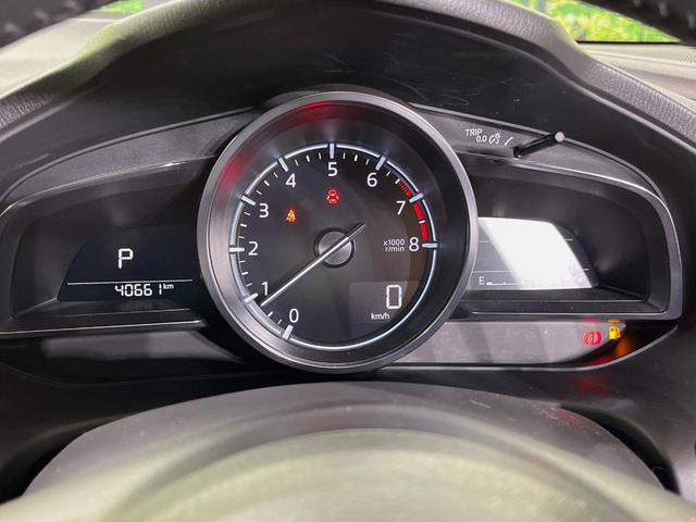 アクセラスポーツ １５Ｓ　プロアクティブ　マツダコネクトナビ　バックカメラ　衝突軽減装置　ヘッドアップディスプレイ　デジタルインナーミラー　ドラレコ　クルーズコントロール　ＥＴＣ　ステアリングスイッチ　車線逸脱警報　スマートキー　オートライト（31枚目）