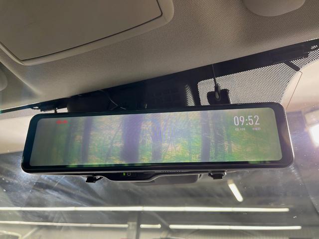 アクセラスポーツ １５Ｓ　プロアクティブ　マツダコネクトナビ　バックカメラ　衝突軽減装置　ヘッドアップディスプレイ　デジタルインナーミラー　ドラレコ　クルーズコントロール　ＥＴＣ　ステアリングスイッチ　車線逸脱警報　スマートキー　オートライト（40枚目）