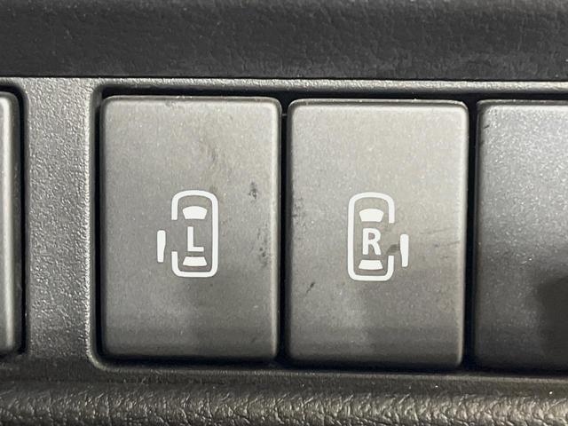 スペーシアカスタム ハイブリッドＸＳターボ　純正８型ナビ　全周囲カメラ　衝突軽減装置　レーダークルーズ　ＥＴＣ　ドラレコ　両側電動スライドドア　ＬＥＤヘッド　革巻きステアリング　純正１５インチアルミ　コーナーセンサー　シートヒーター　禁煙車（7枚目）