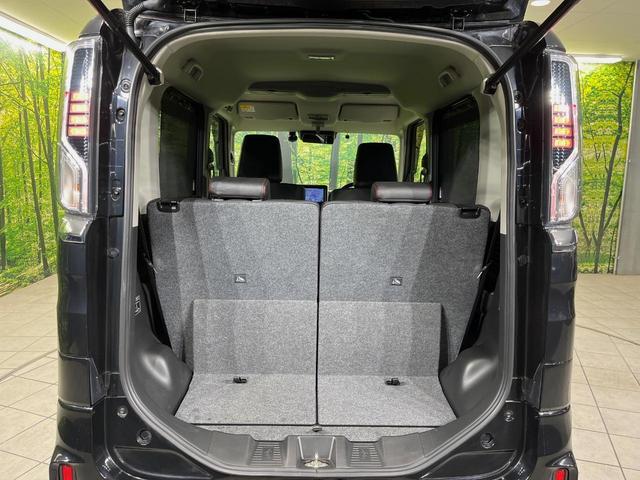 スペーシアカスタム ハイブリッドＸＳターボ　純正８型ナビ　全周囲カメラ　衝突軽減装置　レーダークルーズ　ＥＴＣ　ドラレコ　両側電動スライドドア　ＬＥＤヘッド　革巻きステアリング　純正１５インチアルミ　コーナーセンサー　シートヒーター　禁煙車（10枚目）