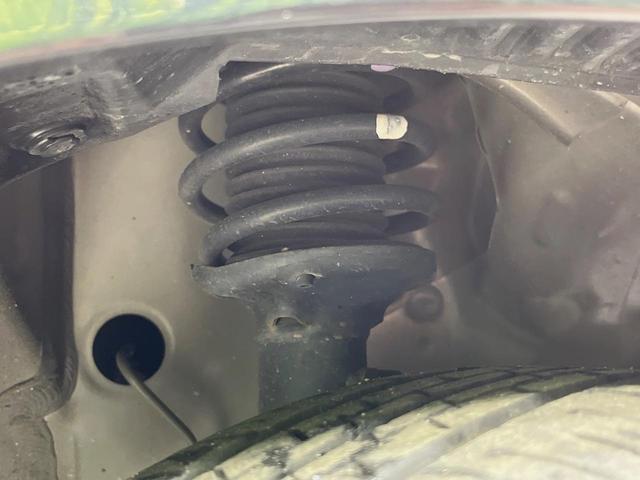 スペーシアカスタム ハイブリッドＸＳターボ　純正８型ナビ　全周囲カメラ　衝突軽減装置　レーダークルーズ　ＥＴＣ　ドラレコ　両側電動スライドドア　ＬＥＤヘッド　革巻きステアリング　純正１５インチアルミ　コーナーセンサー　シートヒーター　禁煙車（20枚目）