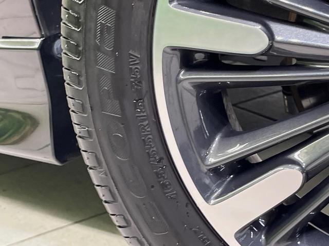 スペーシアカスタム ハイブリッドＸＳターボ　純正８型ナビ　全周囲カメラ　衝突軽減装置　レーダークルーズ　ＥＴＣ　ドラレコ　両側電動スライドドア　ＬＥＤヘッド　革巻きステアリング　純正１５インチアルミ　コーナーセンサー　シートヒーター　禁煙車（64枚目）