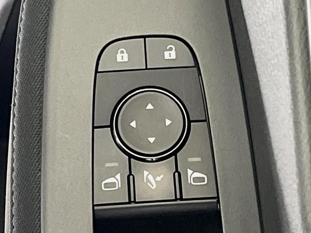 ノート Ｓ　ＳＤナビ　全周囲カメラ　衝突軽減装置　ドラレコ　ＥＴＣ　デジタルインナーミラー　オートエアコン　スマートキー　ステアリングスイッチ　電動パーキングブレーキ　オートホールド　オートライト　禁煙車（38枚目）