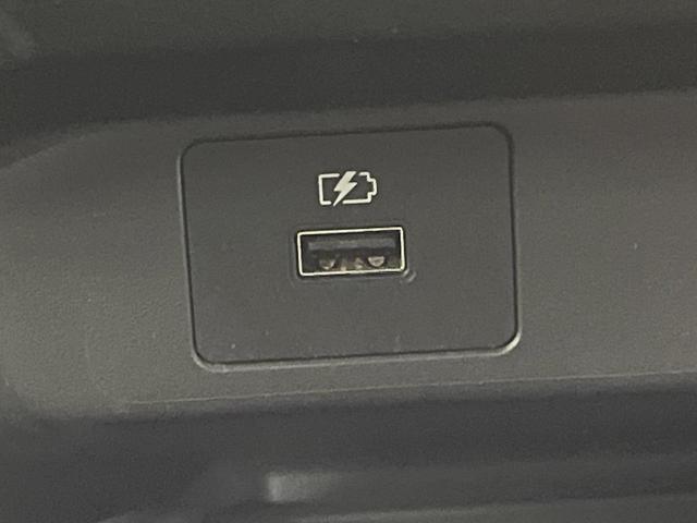 ノート Ｓ　ＳＤナビ　全周囲カメラ　衝突軽減装置　ドラレコ　ＥＴＣ　デジタルインナーミラー　オートエアコン　スマートキー　ステアリングスイッチ　電動パーキングブレーキ　オートホールド　オートライト　禁煙車（39枚目）