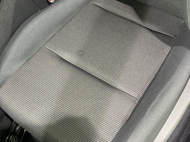 ノート Ｓ　ＳＤナビ　全周囲カメラ　衝突軽減装置　ドラレコ　ＥＴＣ　デジタルインナーミラー　オートエアコン　スマートキー　ステアリングスイッチ　電動パーキングブレーキ　オートホールド　オートライト　禁煙車（45枚目）