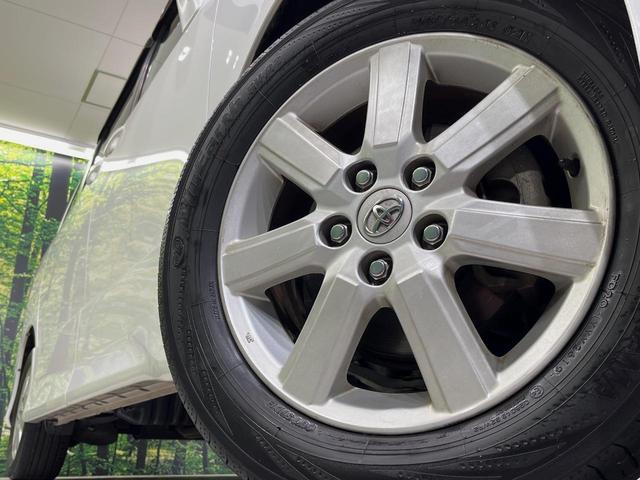 ノア Ｓ　ＳＤナビ　バックカメラ　両側電動スライドドア　禁煙車　ドラレコ　スマートキー　ＨＩＤヘッドライト　ＥＴＣ　純正１６インチアルミホイール　オートエアコン　フォグランプ　パワーウィンドウ　電動格納ミラー（13枚目）