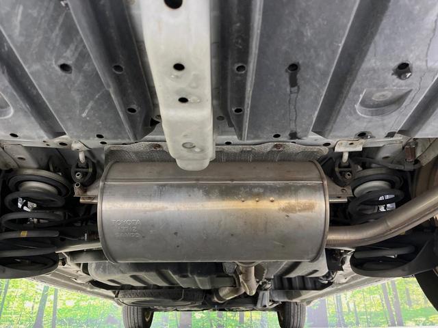 ノア Ｓ　ＳＤナビ　バックカメラ　両側電動スライドドア　禁煙車　ドラレコ　スマートキー　ＨＩＤヘッドライト　ＥＴＣ　純正１６インチアルミホイール　オートエアコン　フォグランプ　パワーウィンドウ　電動格納ミラー（19枚目）