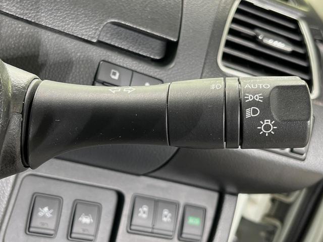 セレナ ハイウェイスターＳ－ＨＶアドバンスドセーフティパック　純正ナビ　全周囲カメラ　両側電動スライドドア　衝突軽減装置　禁煙車　コーナーセンサー　スマートキー　ＬＥＤヘッドライト　ＥＴＣ　クルーズコントロール　オートライト　オートエアコン　アイドリングストップ（37枚目）