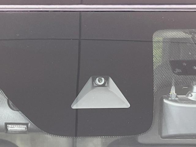 デイズ Ｓ　衝突軽減装置　禁煙車　ドラレコ　コーナーセンサー　スマートキー　オートマチックハイビーム　車線逸脱警報　オートライト　アイドリングストップ　盗難防止装置　プライバシーガラス　トラクションコントロール（3枚目）