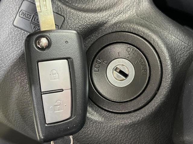 デイズ Ｓ　衝突軽減装置　禁煙車　ドラレコ　コーナーセンサー　スマートキー　オートマチックハイビーム　車線逸脱警報　オートライト　アイドリングストップ　盗難防止装置　プライバシーガラス　トラクションコントロール（6枚目）