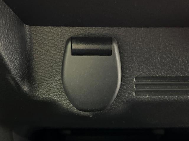 デイズ Ｓ　衝突軽減装置　禁煙車　ドラレコ　コーナーセンサー　スマートキー　オートマチックハイビーム　車線逸脱警報　オートライト　アイドリングストップ　盗難防止装置　プライバシーガラス　トラクションコントロール（33枚目）