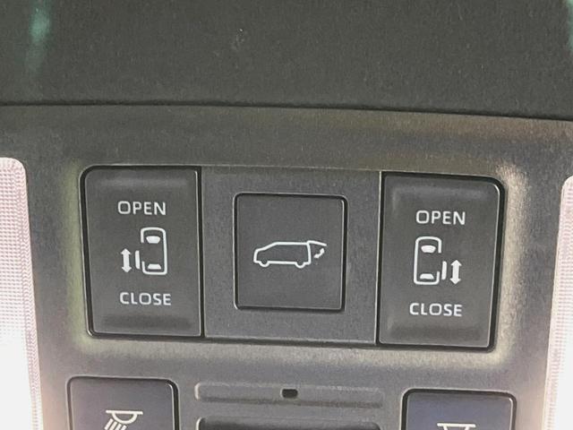 ヴォクシー Ｓ－Ｚ　純正１０型ナビ　バックカメラ　後席モニター　両側電動スライドドア　衝突軽減装置　レーダークルーズ　禁煙車　パワーバックドア　シートヒーター　ハーフレザーシート　ドラレコ　コーナーセンサー　スマートキー（6枚目）