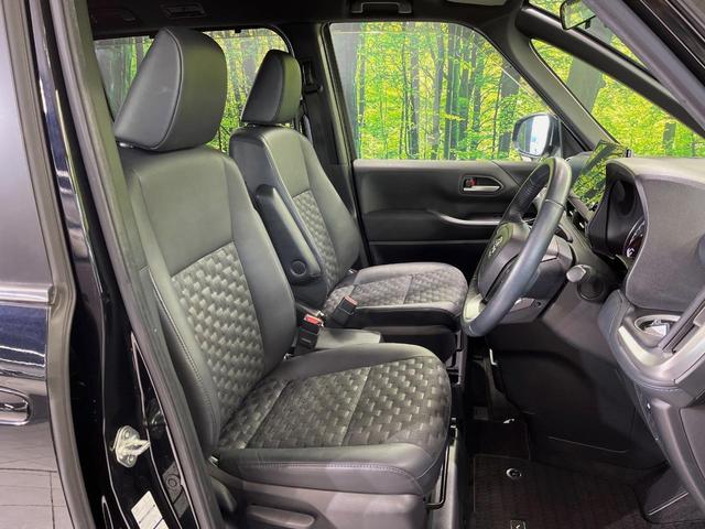 ヴォクシー Ｓ－Ｚ　純正１０型ナビ　バックカメラ　後席モニター　両側電動スライドドア　衝突軽減装置　レーダークルーズ　禁煙車　パワーバックドア　シートヒーター　ハーフレザーシート　ドラレコ　コーナーセンサー　スマートキー（7枚目）